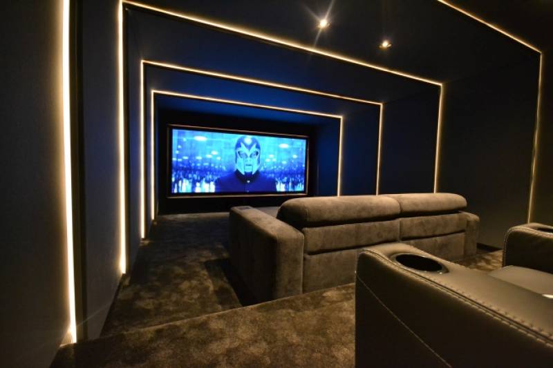 Home Cinema